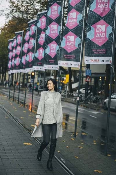 đông nhi chiến thắng MTV EMA 2016